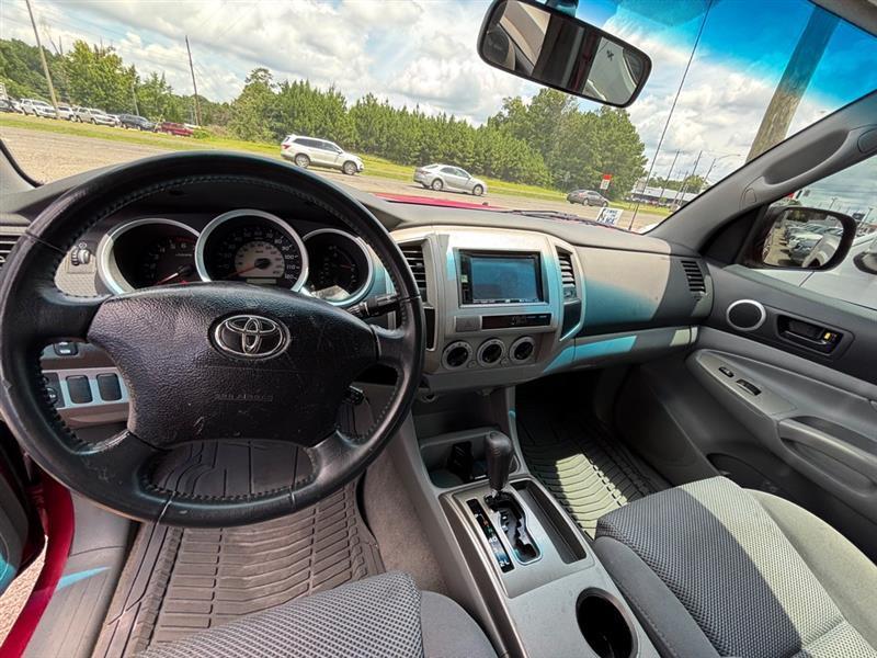 Toyota Tacoma PreRunner Double Cab V6 Automatic 2WD 2005