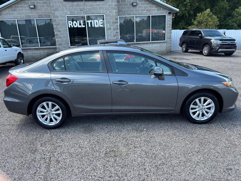 Honda Civic EX Sedan 5-Speed AT 2012