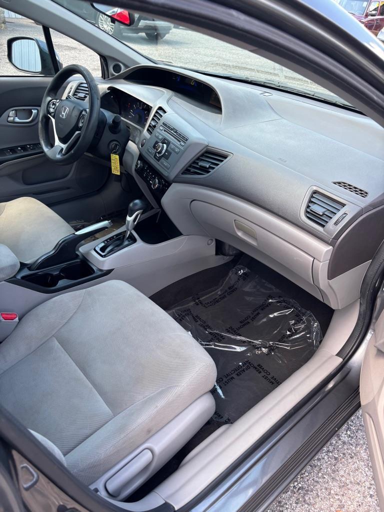 Honda Civic EX Sedan 5-Speed AT 2012