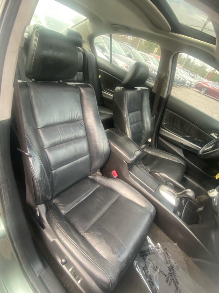 Honda Accord EX-L V-6 Sedan AT 2010