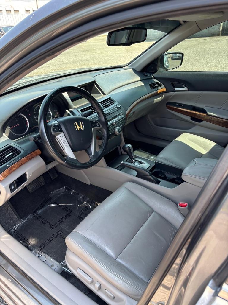 Honda Accord EX-L Sedan AT 2011