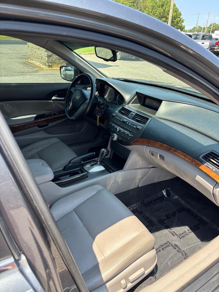 Honda Accord EX-L Sedan AT 2011