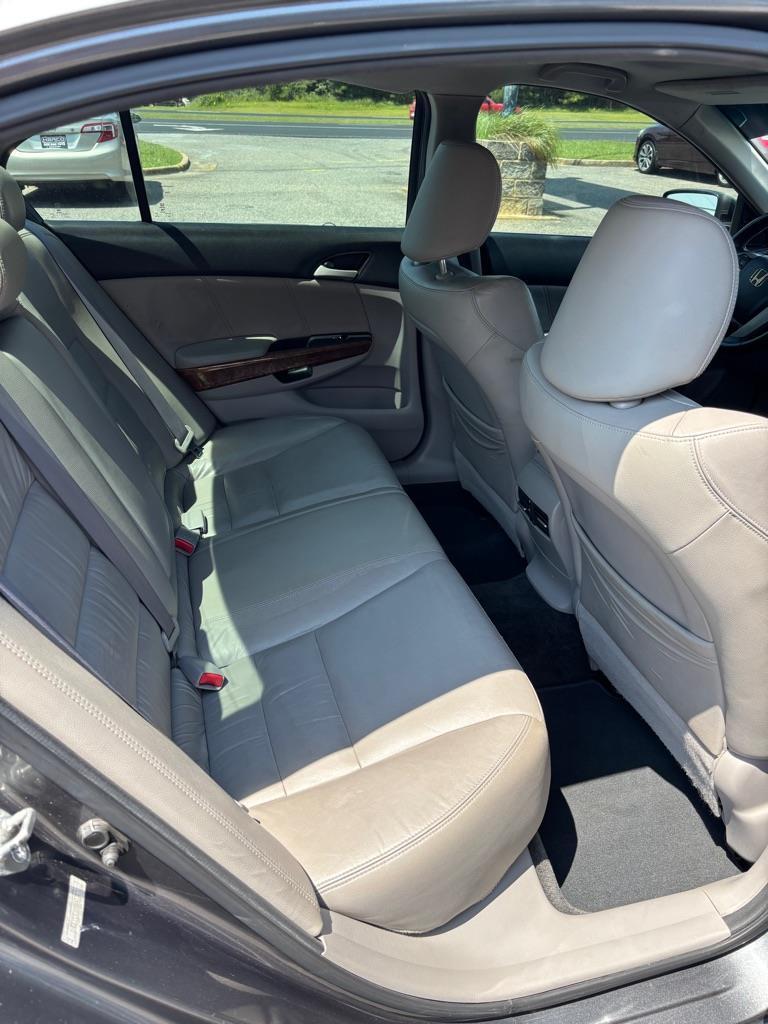 Honda Accord EX-L Sedan AT 2011