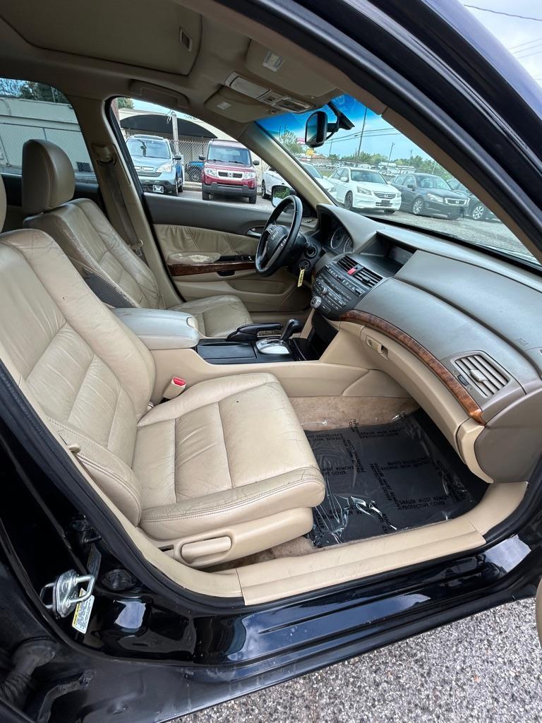 Honda Accord EX-L Sedan AT 2010