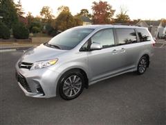 2020 Toyota Sienna 