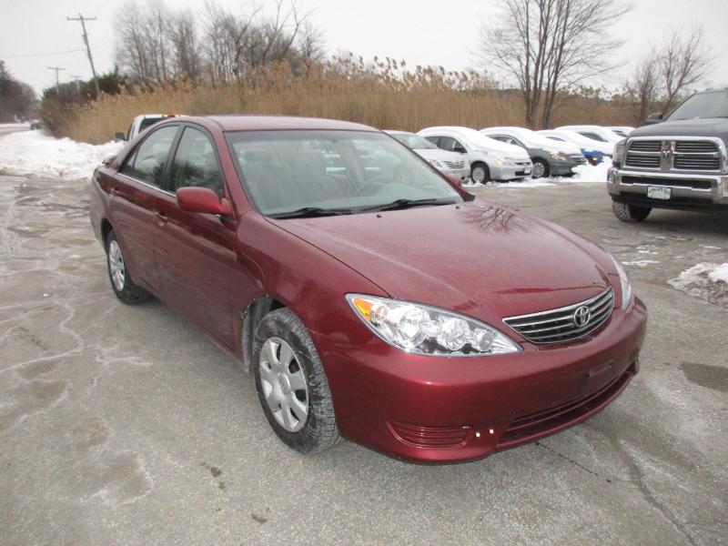 Toyota Camry Standard 2006
