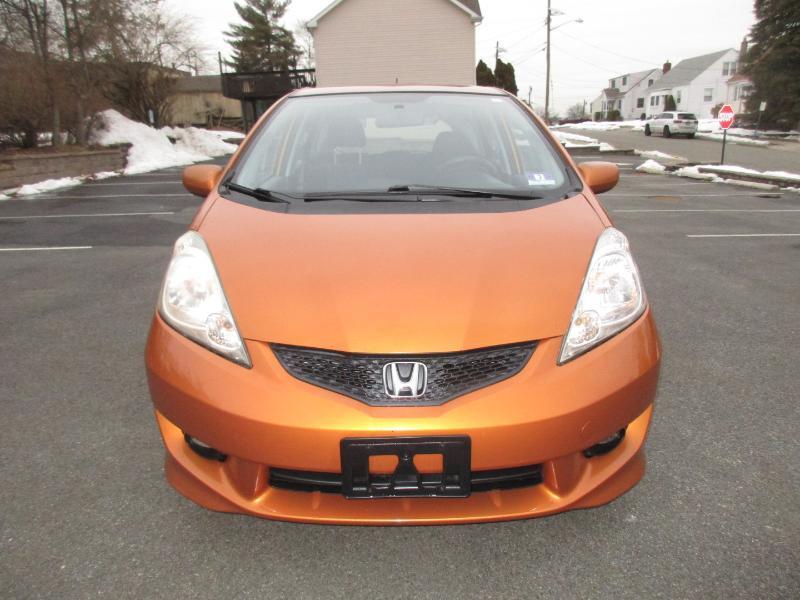 Honda Fit Sport 5-Speed AT 2011