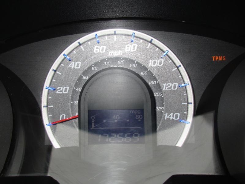 Honda Fit Sport 5-Speed AT 2011