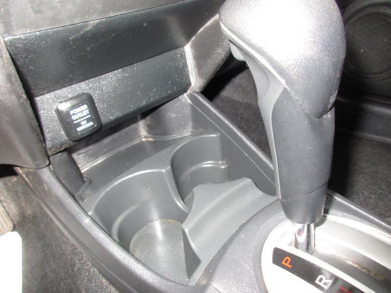 Honda Fit Sport 5-Speed AT 2011