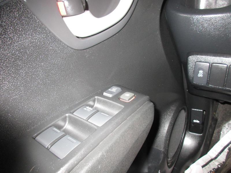 Honda Fit 5-Speed AT 2013