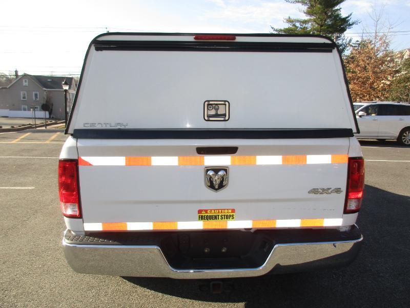 RAM 1500 Classic Tradesman Crew Cab SWB 4WD 2019