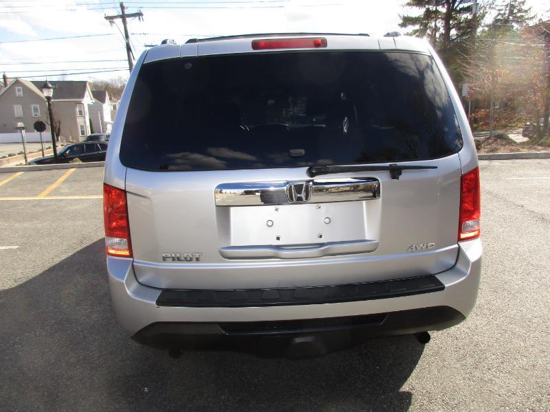 Honda Pilot LX 4WD 5-Spd AT 2012