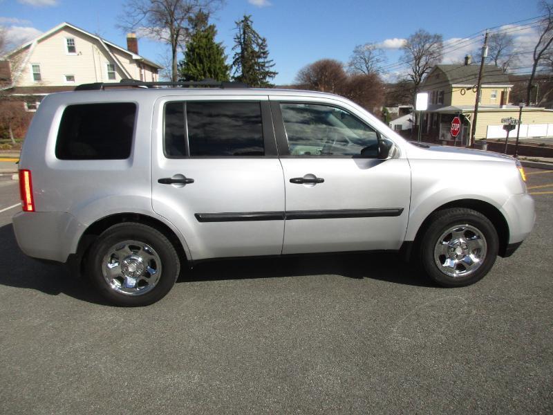 Honda Pilot LX 4WD 5-Spd AT 2012