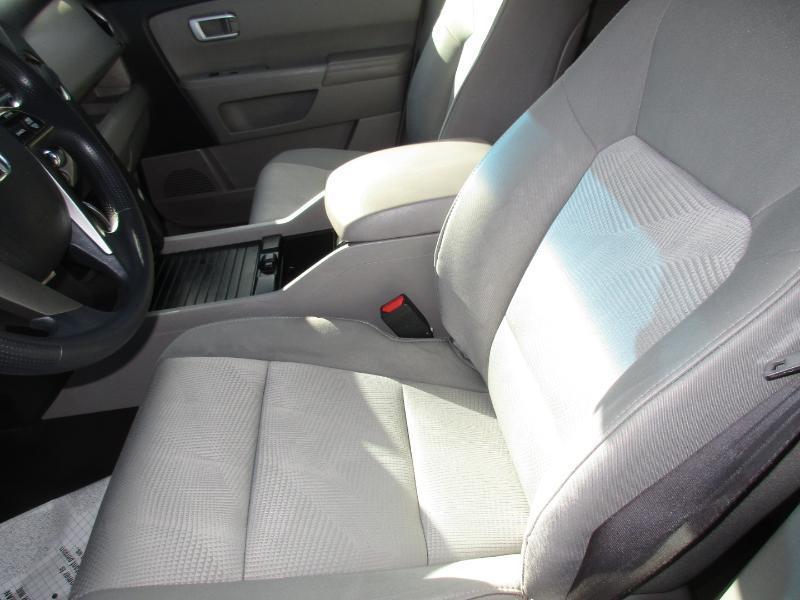 Honda Pilot LX 4WD 5-Spd AT 2012