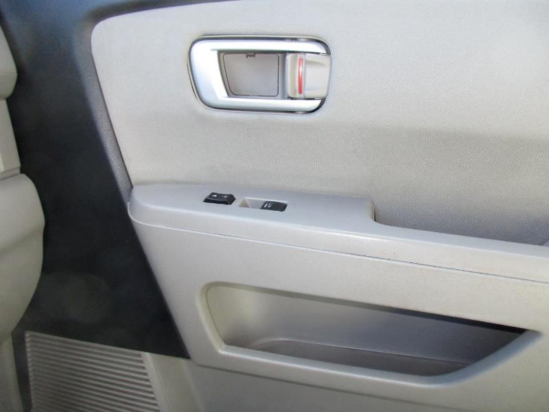 Honda Pilot LX 4WD 5-Spd AT 2012