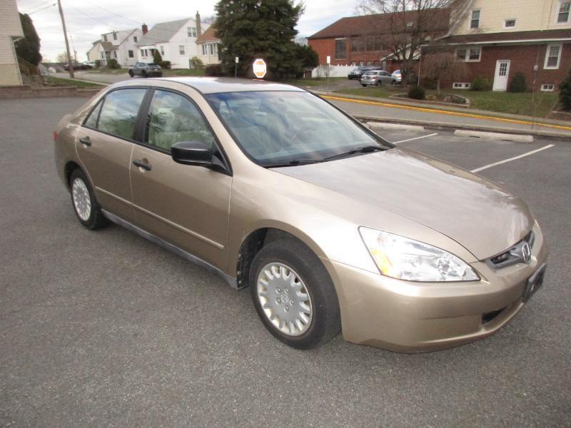 Honda Accord DX sedan AT 2005