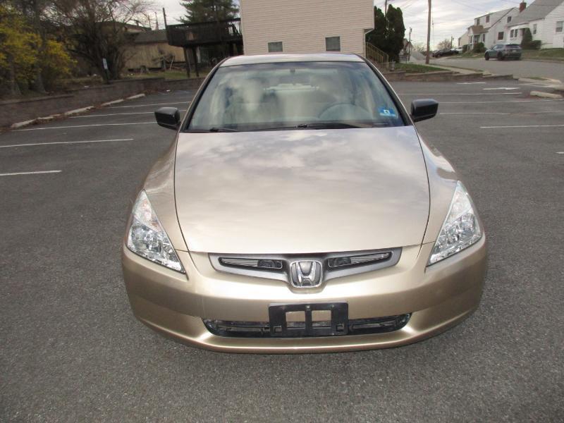 Honda Accord DX sedan AT 2005