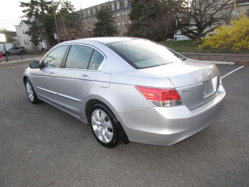 Honda Accord EX Sedan AT 2009