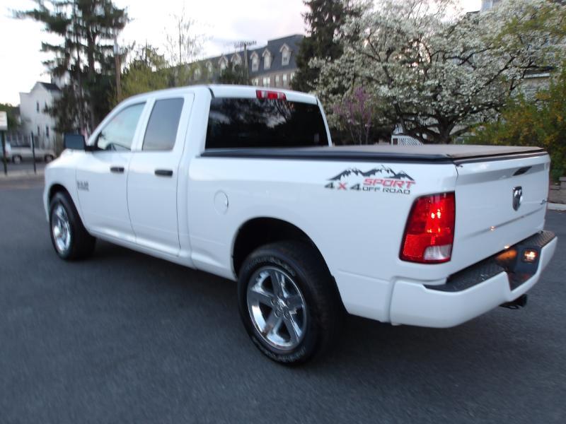 RAM 1500 Tradesman Quad Cab 4WD 2018