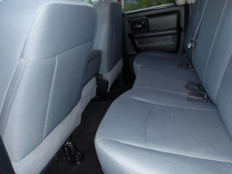 RAM 1500 Tradesman Quad Cab 4WD 2018