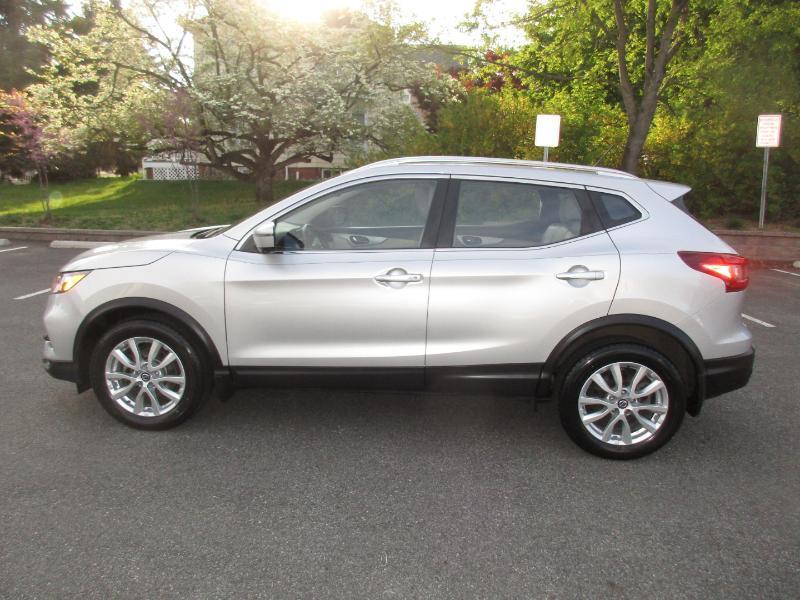 Nissan Rogue Sport SV AWD 2020