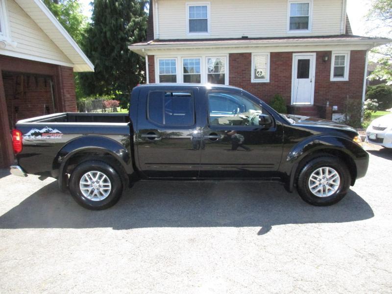 Nissan Frontier SL Crew Cab 4WD 2019