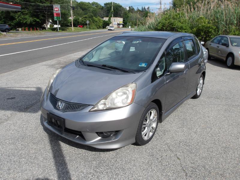 Honda Fit Sport 5-Speed MT 2010