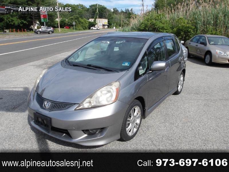 Honda Fit Sport 5-Speed MT 2010