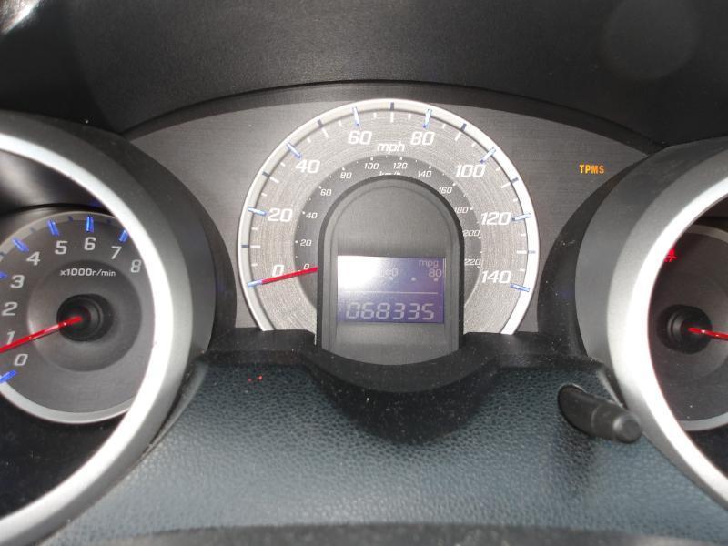 Honda Fit Sport 5-Speed MT 2010