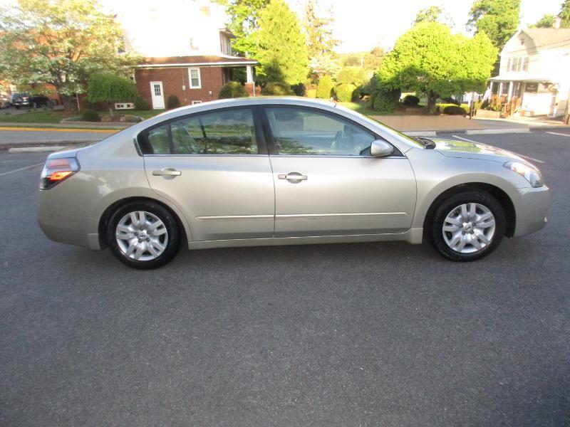 Nissan Altima 2.5 2009
