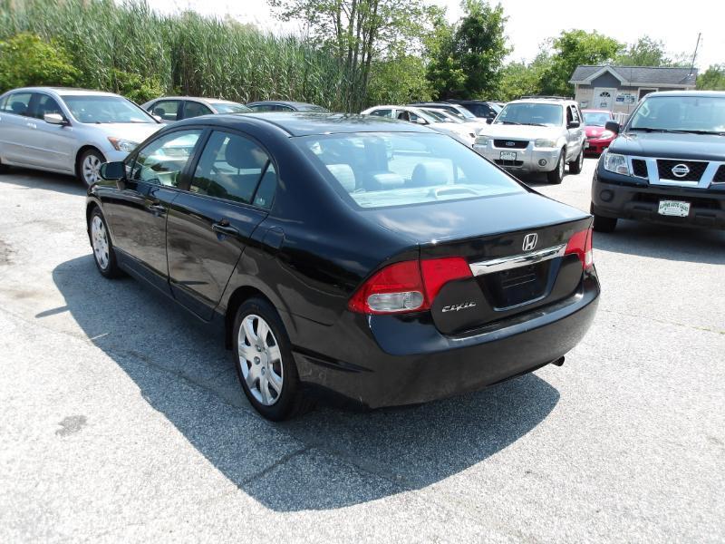 Honda Civic LX 4D Sedan 2009