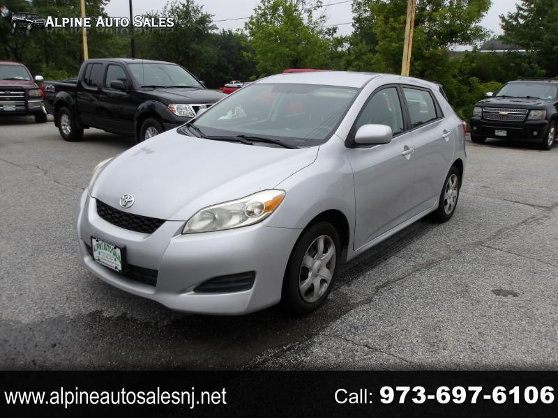 2009 Toyota Matrix Base 4D Hatchback