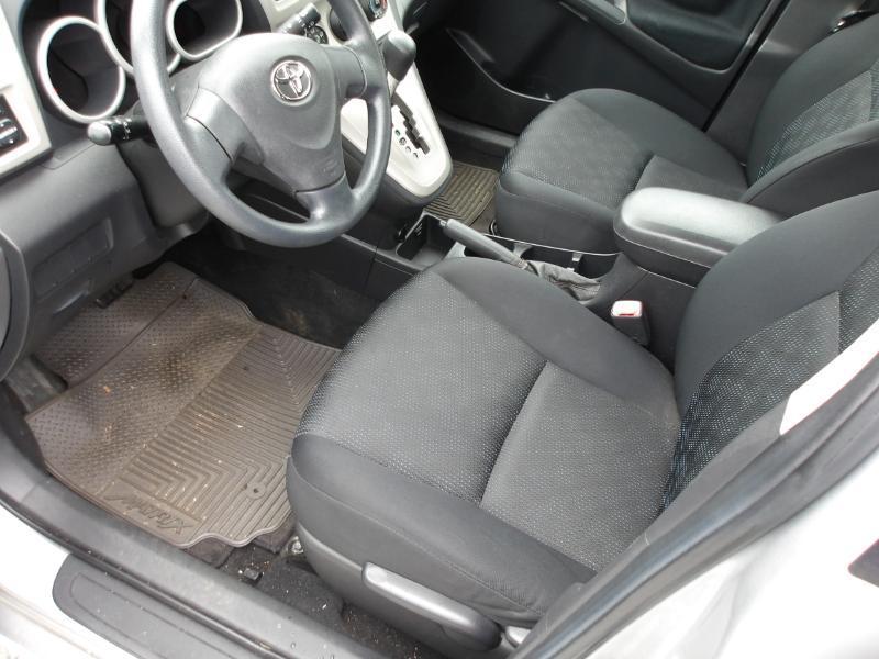 Toyota Matrix Base 4D Hatchback 2009