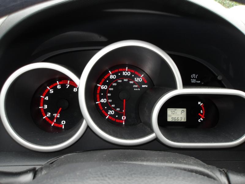 Toyota Matrix Base 4D Hatchback 2009