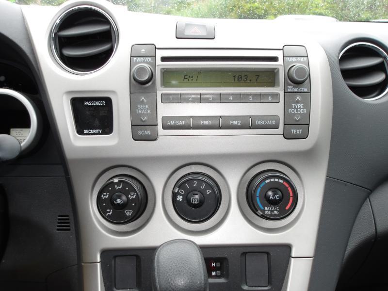 Toyota Matrix Base 4D Hatchback 2009