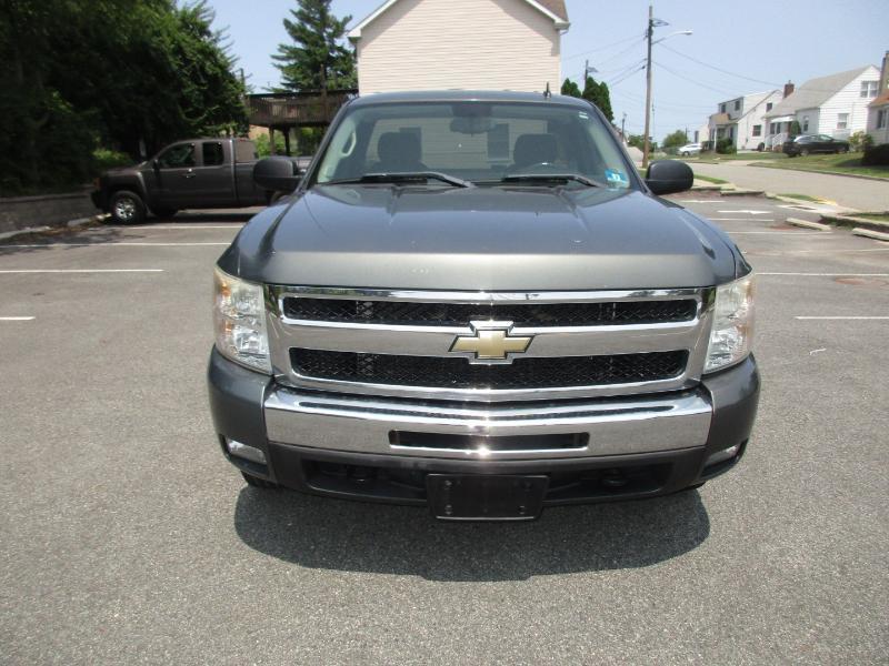 Chevrolet Silverado 1500 LT 4WD 2011