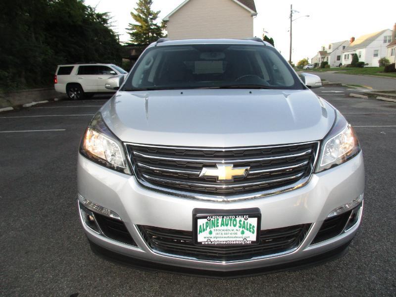 Chevrolet Traverse LT 4D SUV AWD 2017