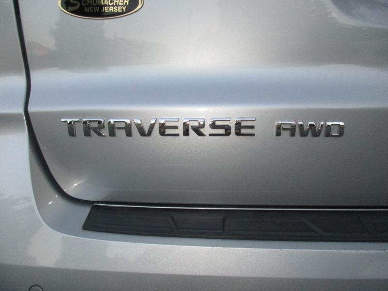 Chevrolet Traverse LT 4D SUV AWD 2017