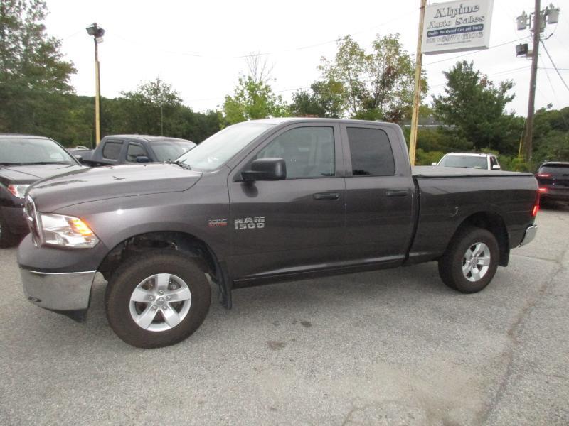 RAM 1500 Tradesman Quad Cab 4WD 2018