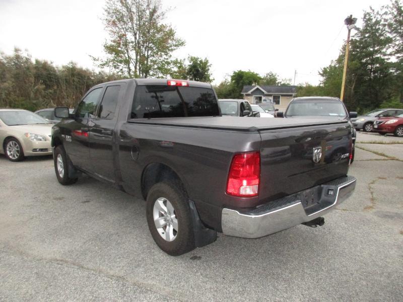 RAM 1500 Tradesman Quad Cab 4WD 2018