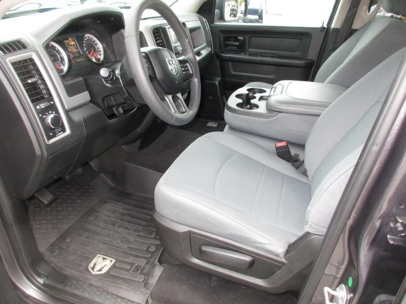 RAM 1500 Tradesman Quad Cab 4WD 2018