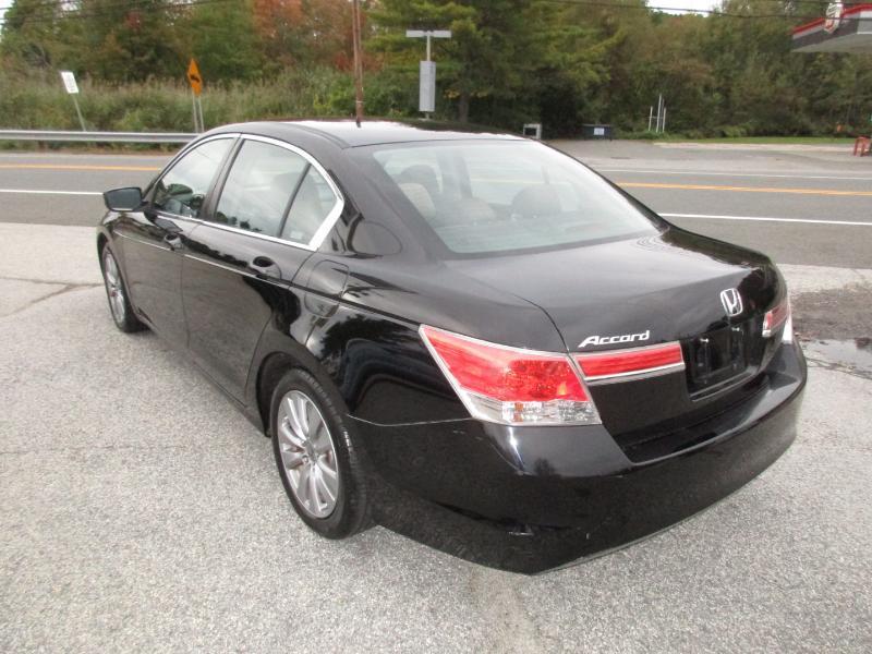Honda Accord EX sedan 2012