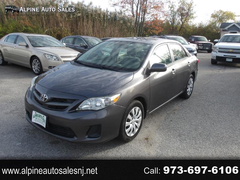 2012 Toyota Corolla 4dr Sedan Auto