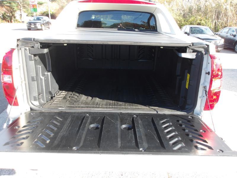 Chevrolet Avalanche LTZ 4WD 2012