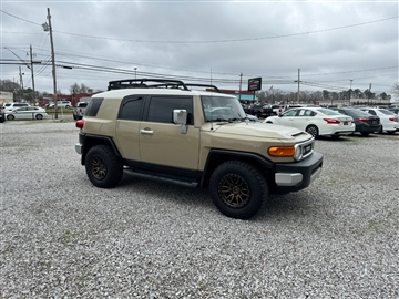 2013 Toyota FJ Cruiser RWD 4dr Auto (Natl)