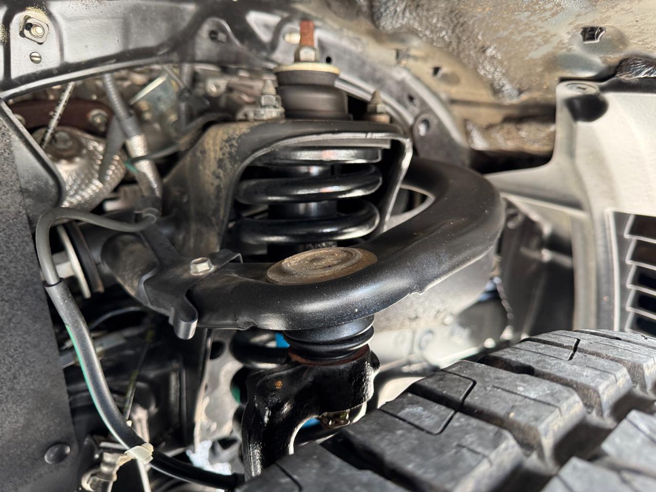 Toyota Tacoma 4WD Double Cab LB V6 AT SR5 (Natl) 2016