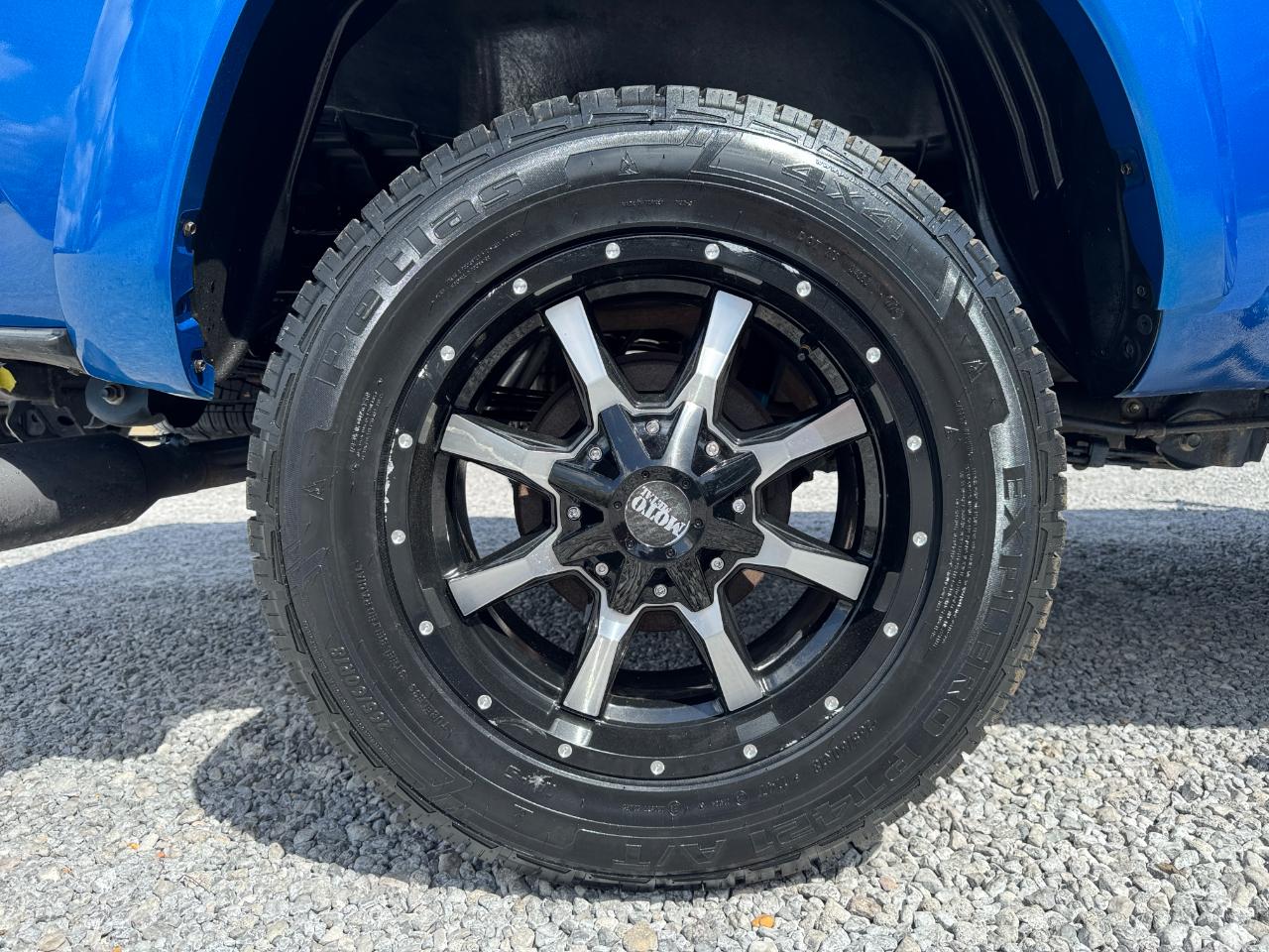 Toyota Tacoma 4WD Double Cab LB V6 AT SR5 (Natl) 2016