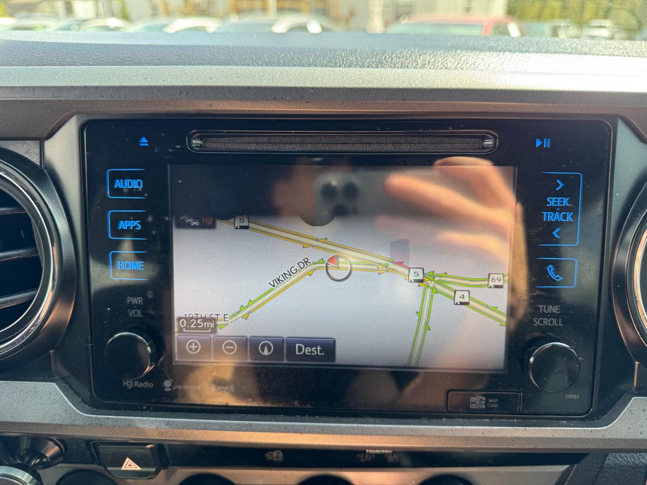 Toyota Tacoma 4WD Double Cab LB V6 AT SR5 (Natl) 2016