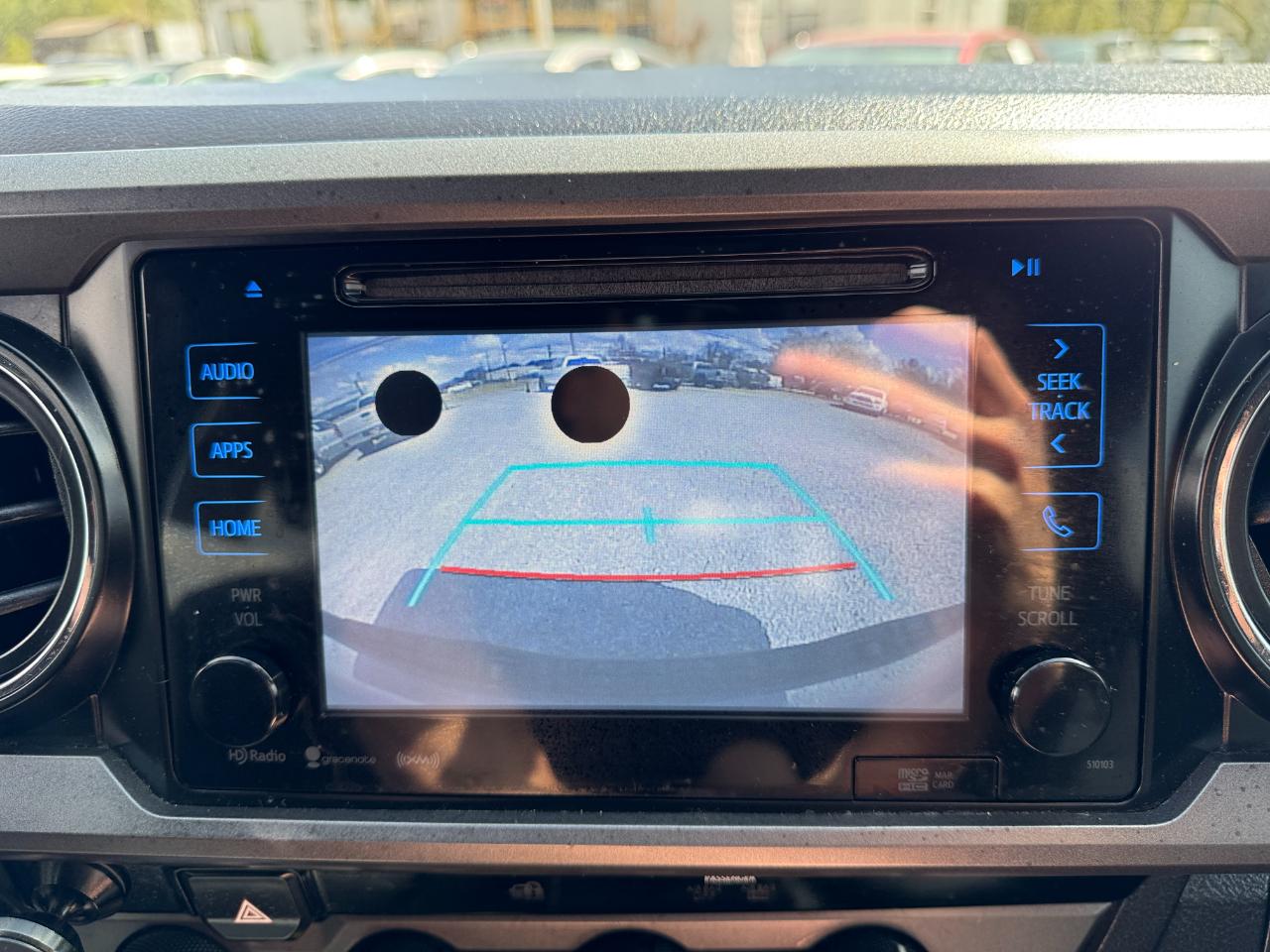 Toyota Tacoma 4WD Double Cab LB V6 AT SR5 (Natl) 2016