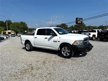 2016 RAM 1500 4WD Crew Cab 140.5" Big Horn
